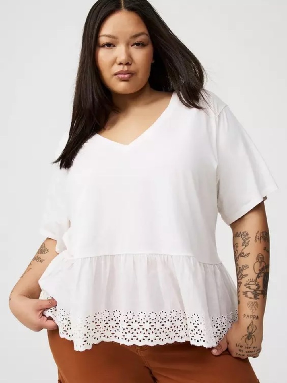 Torrid Heritage Cotton V-Neck Ruffle Tee NWT size 1x (14/16)